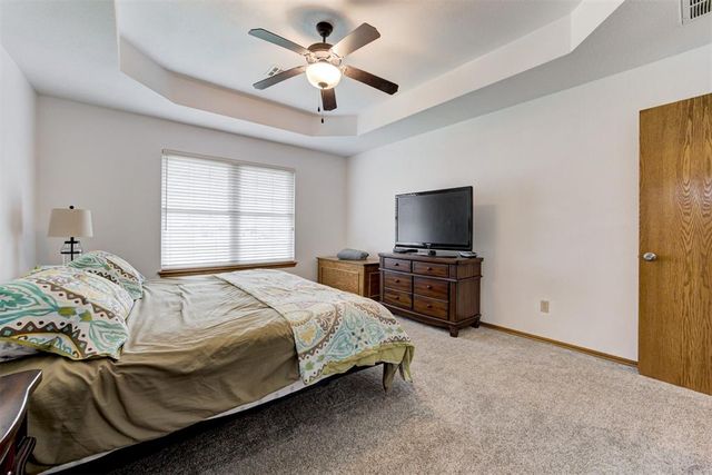 2866 Faint Ridge Way NE, Piedmont, OK 73078