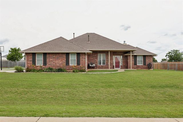 2866 Faint Ridge Way NE, Piedmont, OK 73078