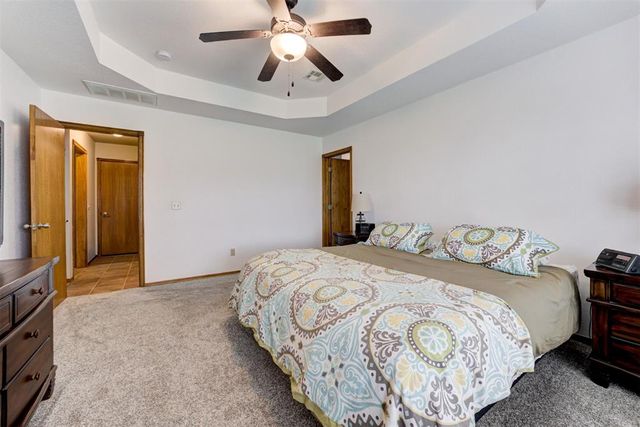 2866 Faint Ridge Way NE, Piedmont, OK 73078