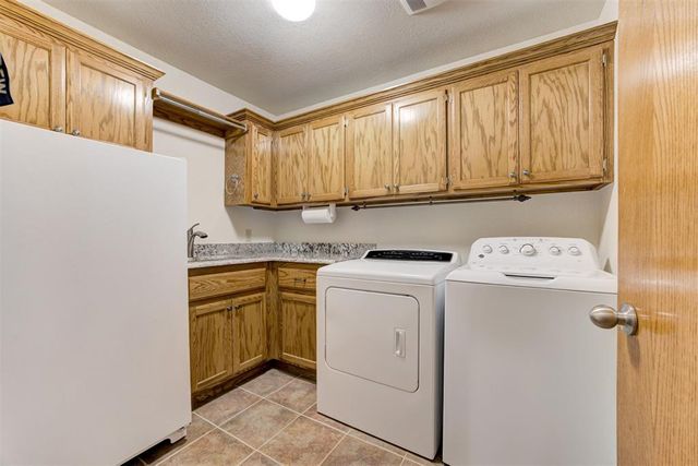 2866 Faint Ridge Way NE, Piedmont, OK 73078