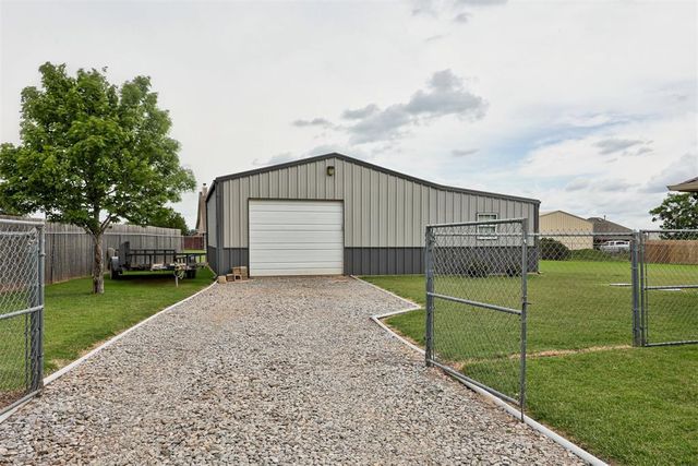 2866 Faint Ridge Way NE, Piedmont, OK 73078