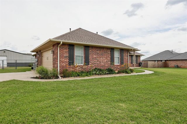 2866 Faint Ridge Way NE, Piedmont, OK 73078