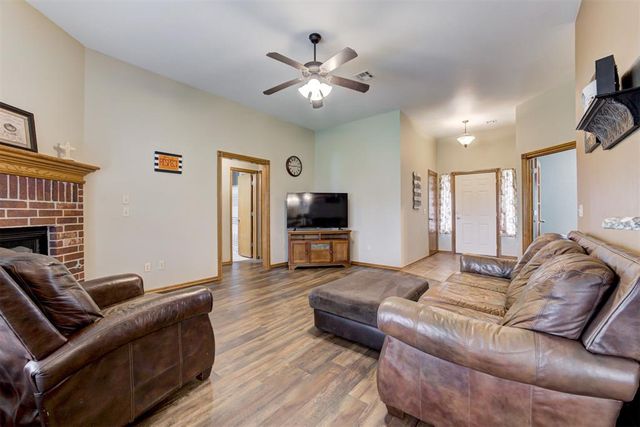 2866 Faint Ridge Way NE, Piedmont, OK 73078