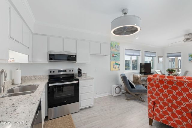 2008 E Fort Macon Road B-12, Atlantic Beach, NC 28512