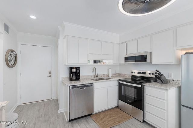 2008 E Fort Macon Road B-12, Atlantic Beach, NC 28512