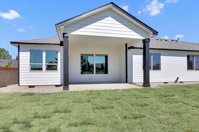1109 - Unit 30 N Country Club Dr, Deer Park, WA 99006