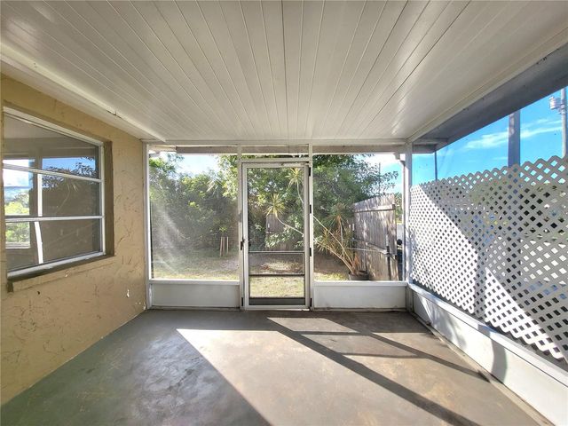 4004 GRAYTON DRIVE, New Port Richey, FL 34652