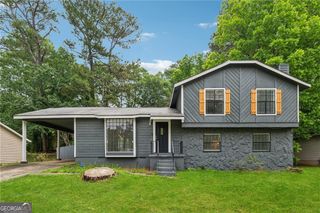 9176 Greenwood Drive, Jonesboro, GA 30238