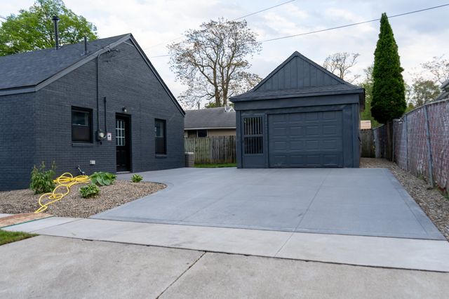 3120 Amherst Street, Des Moines, IA 50313