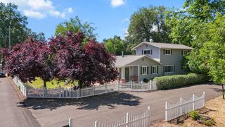 19186 Knighton Road, Redding, CA 96001