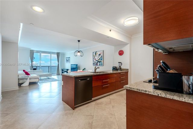 1830 S Ocean Dr 3511, Hallandale Beach, FL 33009