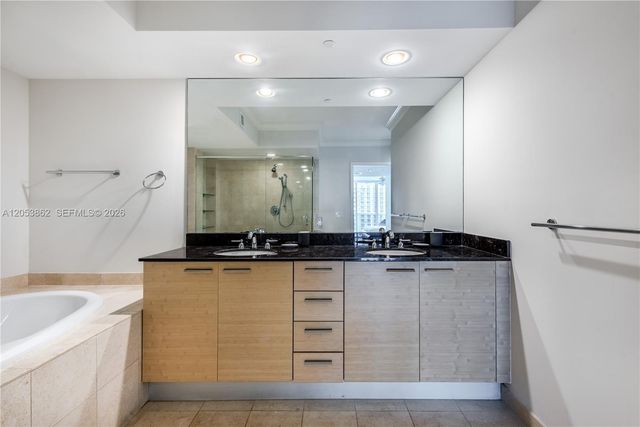 1830 S Ocean Dr 3511, Hallandale Beach, FL 33009