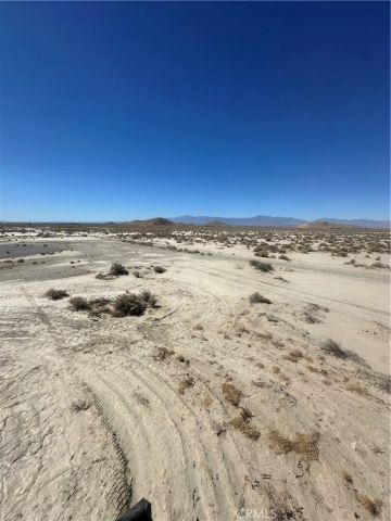 21601 St George, Adelanto, CA 92301