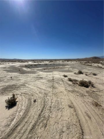 21601 St George, Adelanto, CA 92301