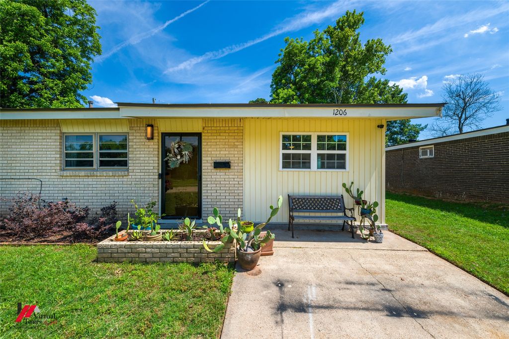1206 Violet Avenue, Bossier City, LA 71112