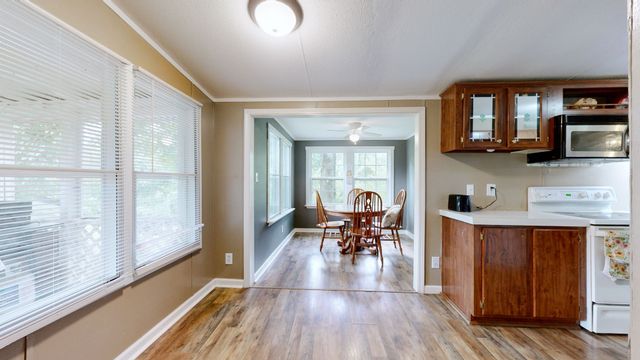 146 Royal Oak Rd, Hohenwald, TN 38462