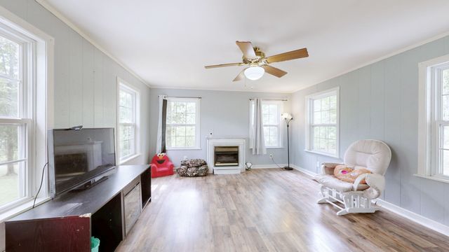 146 Royal Oak Rd, Hohenwald, TN 38462