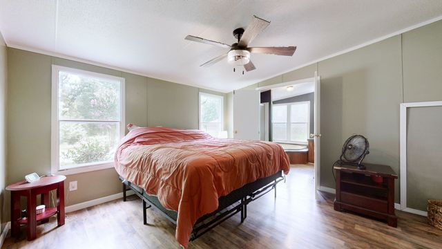 146 Royal Oak Rd, Hohenwald, TN 38462