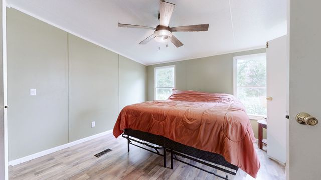 146 Royal Oak Rd, Hohenwald, TN 38462