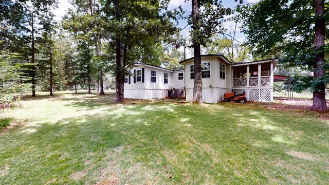 146 Royal Oak Rd, Hohenwald, TN 38462