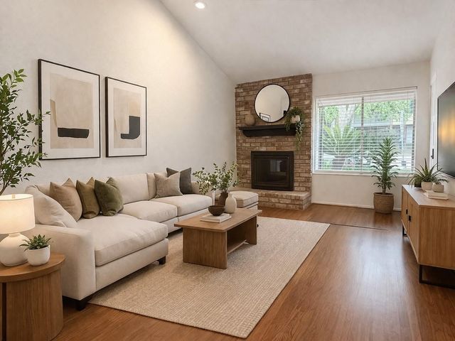 7936 Ellinger Lane, Houston, TX 77040