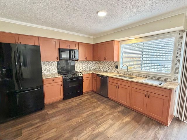 7936 Ellinger Lane, Houston, TX 77040