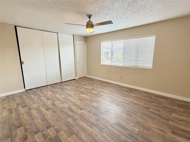 7936 Ellinger Lane, Houston, TX 77040