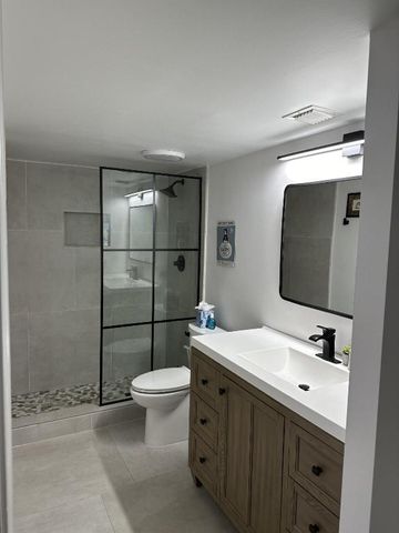 5600 N Flagler Drive Ph107, West Palm Beach, FL 33407