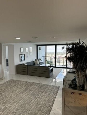 5600 N Flagler Drive Ph107, West Palm Beach, FL 33407