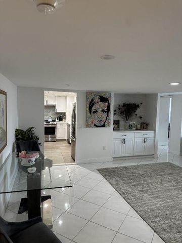 5600 N Flagler Drive Ph107, West Palm Beach, FL 33407