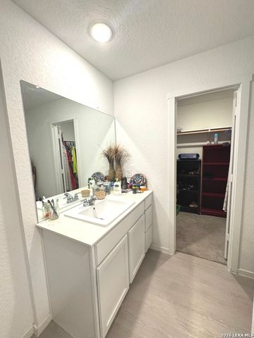 14820 ONYX PL, Elmendorf, TX 78112