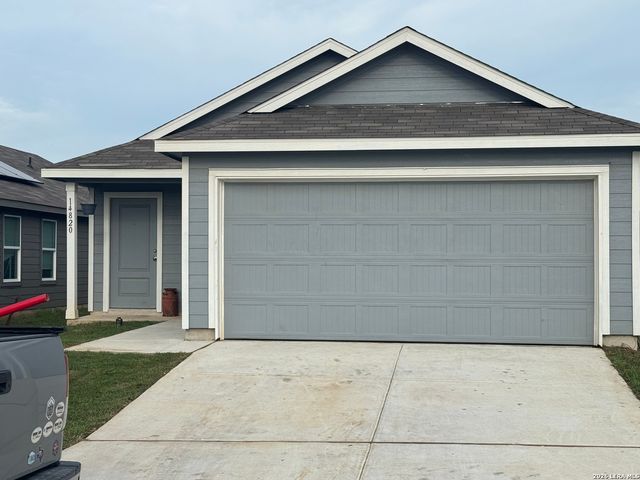14820 ONYX PL, Elmendorf, TX 78112