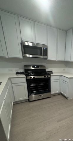 14820 ONYX PL, Elmendorf, TX 78112
