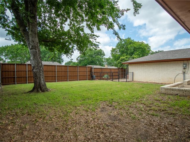904 Lake Highlands Drive, Allen, TX 75002