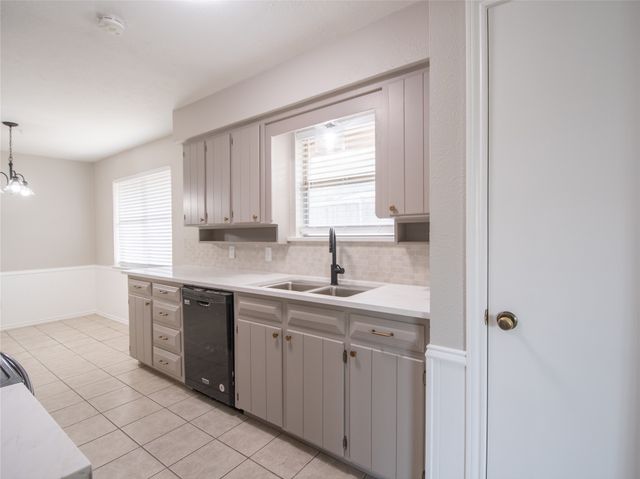 904 Lake Highlands Drive, Allen, TX 75002