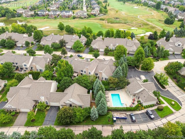 16766 Lochmoor Circle W, Northville Township, MI 48168
