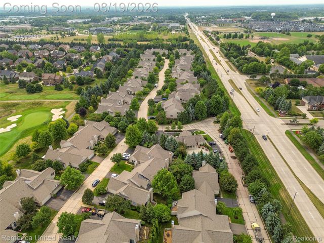 16766 Lochmoor Circle W, Northville Township, MI 48168