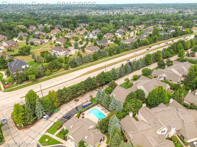 16766 Lochmoor Circle W, Northville Township, MI 48168