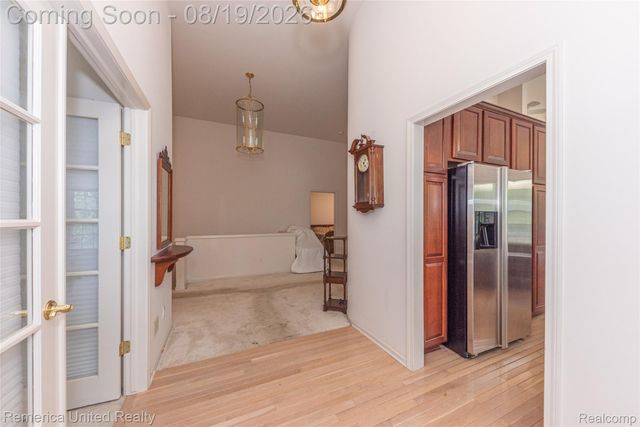 16766 Lochmoor Circle W, Northville Township, MI 48168