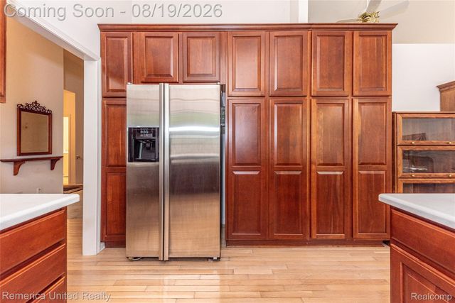 16766 Lochmoor Circle W, Northville Township, MI 48168