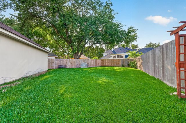 15826 Cade Court, Houston, TX 77095