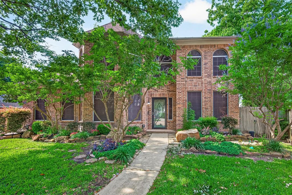 15826 Cade Court, Houston, TX 77095