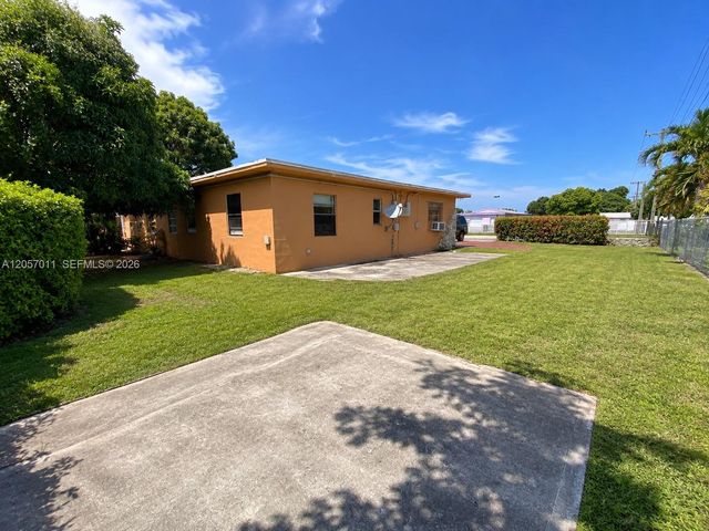 10200 SW 171st Street B, Miami, FL 33157