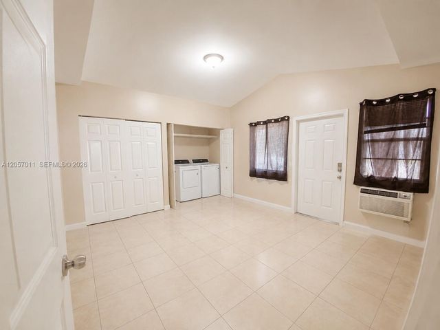 10200 SW 171st Street B, Miami, FL 33157