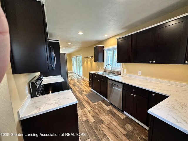 2353 Hulett Road, Okemos, MI 48864