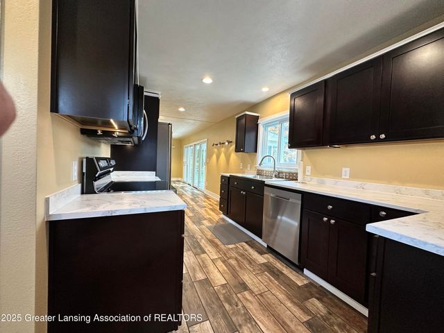 2353 Hulett Road, Okemos, MI 48864