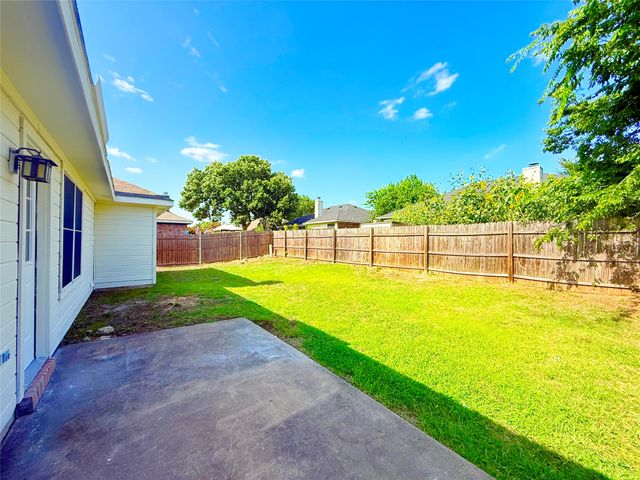 8050 Jolie Drive, Fort Worth, TX 76137