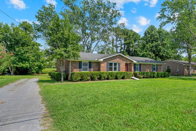 904 Mead Dr, Shelbyville, TN 37160
