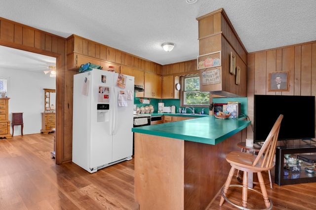904 Mead Dr, Shelbyville, TN 37160