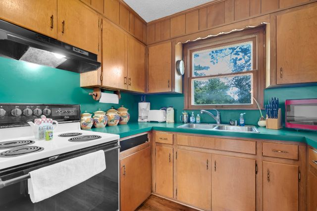 904 Mead Dr, Shelbyville, TN 37160
